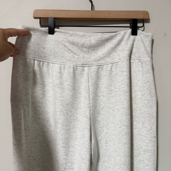 COPY - Athleta COASTER LUXE HIGH RISE JOGGER Fog Grey Heather Size Large - Picture 8 of 9